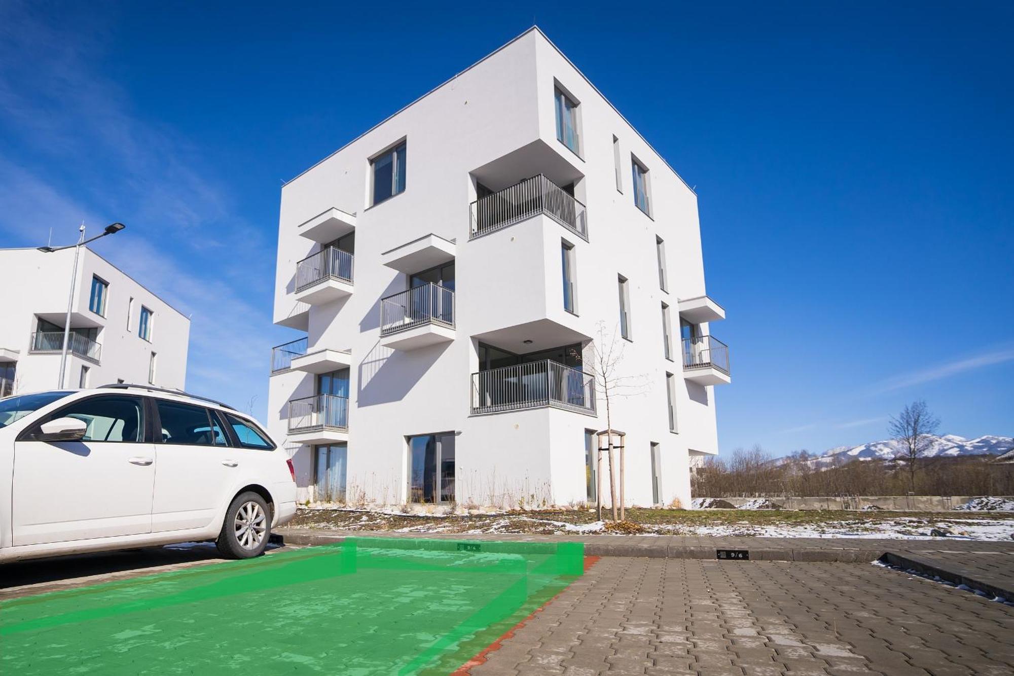 Avocado Apartment Victory Port Liptovsky Mikulas Exterior photo